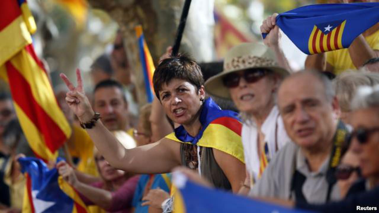   Spanyol Tunda Referendum Kemerdekaan Catalonia