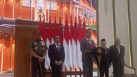 Presiden Jokowi di Halim Perdanakusuma, Jakarta, sebelum berangkat ke Australia untuk menghadiri KTT ASEAN-Australia, Senin (4/3/2024). (Liputan6.com/ Muhammad Radityo Priyasmoro)