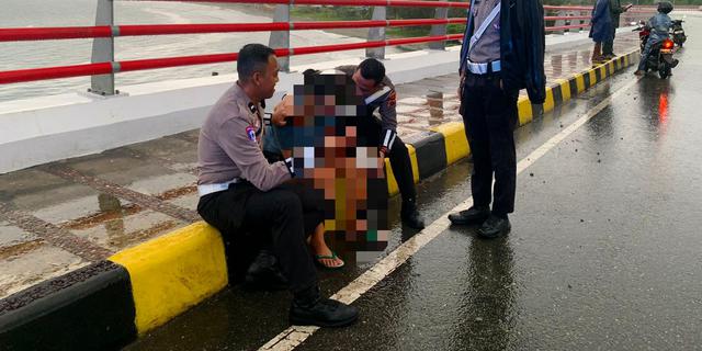 Polisi Jayapura Selamatkan Perempuan Muda Hendak Bunuh Diri Gara-Gara Masalah Keluarga