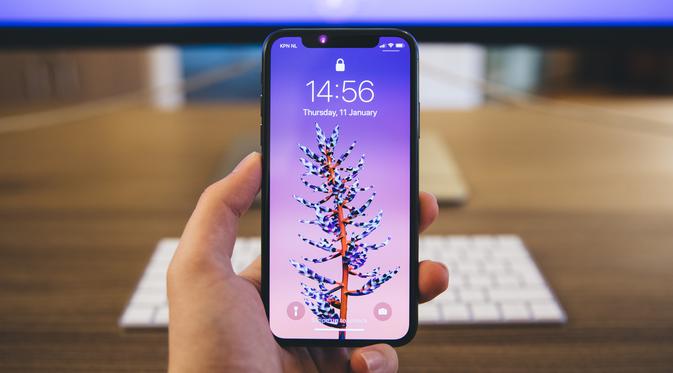 Pengguna iPhone iOS 15.4 Bisa Gunakan Face ID Saat Pakai Masker, Catat Tanggal Rilisnya! - Info Fimela.com