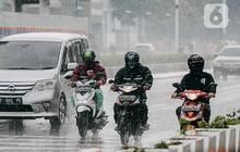 Benarkah Hujan-hujanan Bikin Masuk Angin? Ketahui Fakta Sebenarnya
