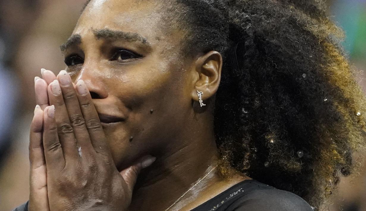 <p>Kekalahakan Williams di US Open 2022 menjadi laga terakhirnya sebagai petenis profesional. Ia memilih gantung raket setelah turnamen Grand Slam keempat ini mengingat kariernya yang mulai meredup dan sulitnya bersaing dengan atlet-atlet muda. Selain itu, alasan keluarga mejadi yang utama. (AP/John Minchillo)</p>
