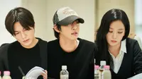 Lee Min Ho, Ahn Hyo Seop dan Jisoo BLACKPINK akan bintangi film Omniscient Reader's Viewpoint. [Foto: Soompi]