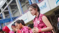 Potret pemain bintang Persis Solo Women, Safira Ika Putri, yang menjadi salah satu bek andalan sekaligus kapten Timnas Putri Indonesia. (Dok Persis)