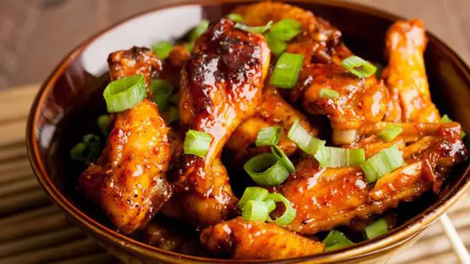 Ayam sambal pedas manis/copyright Macheesmo