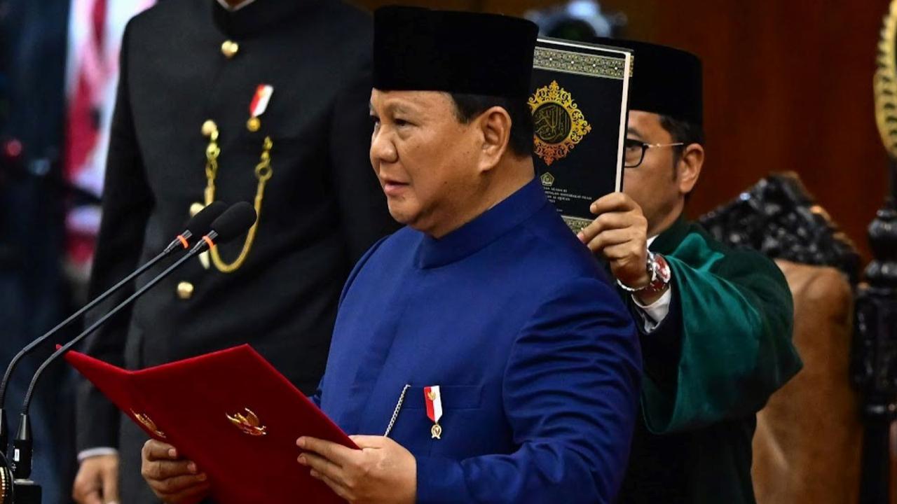 FOTO: Momen Prabowo Ucap Sumpah dan Janji sebagai Presiden ke-8 RI