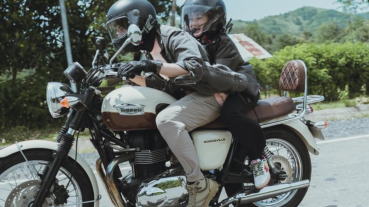 Potret Rafathar Ikut Touring Bareng Raffi Ahmad di Labuan Bajo, Tampak Asyik dan Bahagia