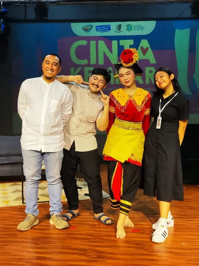 Teater Nalatar Hadirkan Pentas Cinta Kembar: Di sinilah Aku, Di sinilah Aku Menunggu…