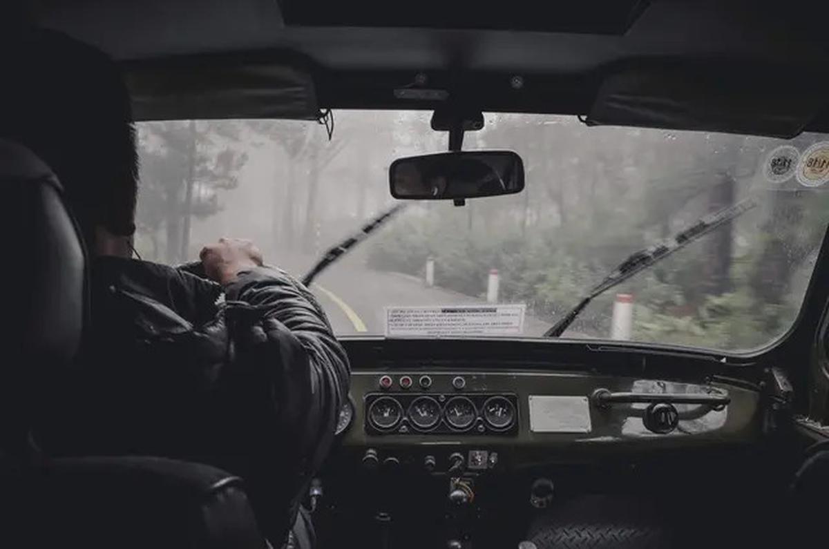 Asyik Nyetir, Pria Ini Tak Sengaja Tinggalkan Istri di Pom Bensin dan Baru Sadar Setelah 300 Km