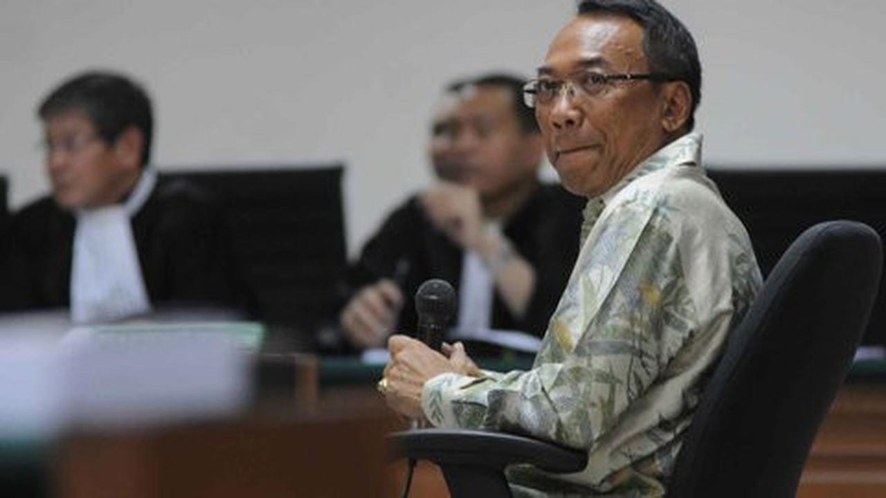 Jero Wacik bantah suruh anak buah di Kemendupar bakar bukti korupsi
