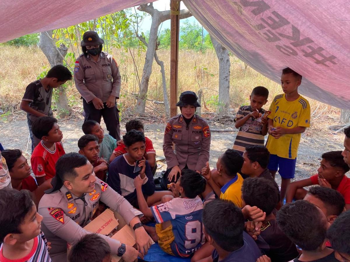 Mahasiswa S2 STIK Lemdiklat Polri angkatan 16 gelar baksos untuk korban gempa NTT. (Istimewa).