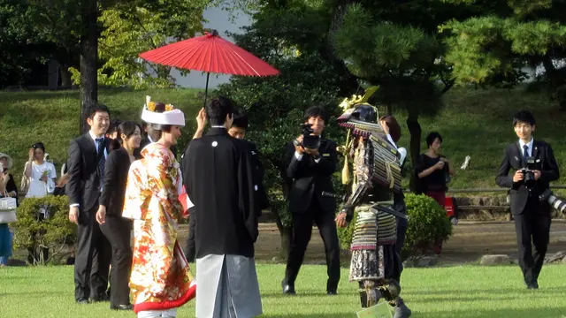 10 Pernikahan Artis Jepang Paling Menghebohkan