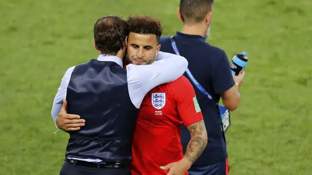 Kyle Walker dan Gareth Southgate