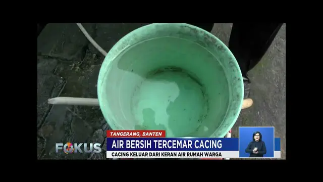 Air keran PDAM di Perumahan Buana Gardenia, Kota Tangerang, keluarkan cacing.