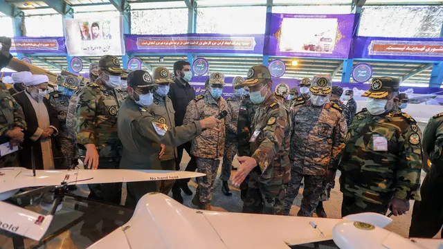 Intip Latihan Drone Besar-besaran Militer Iran