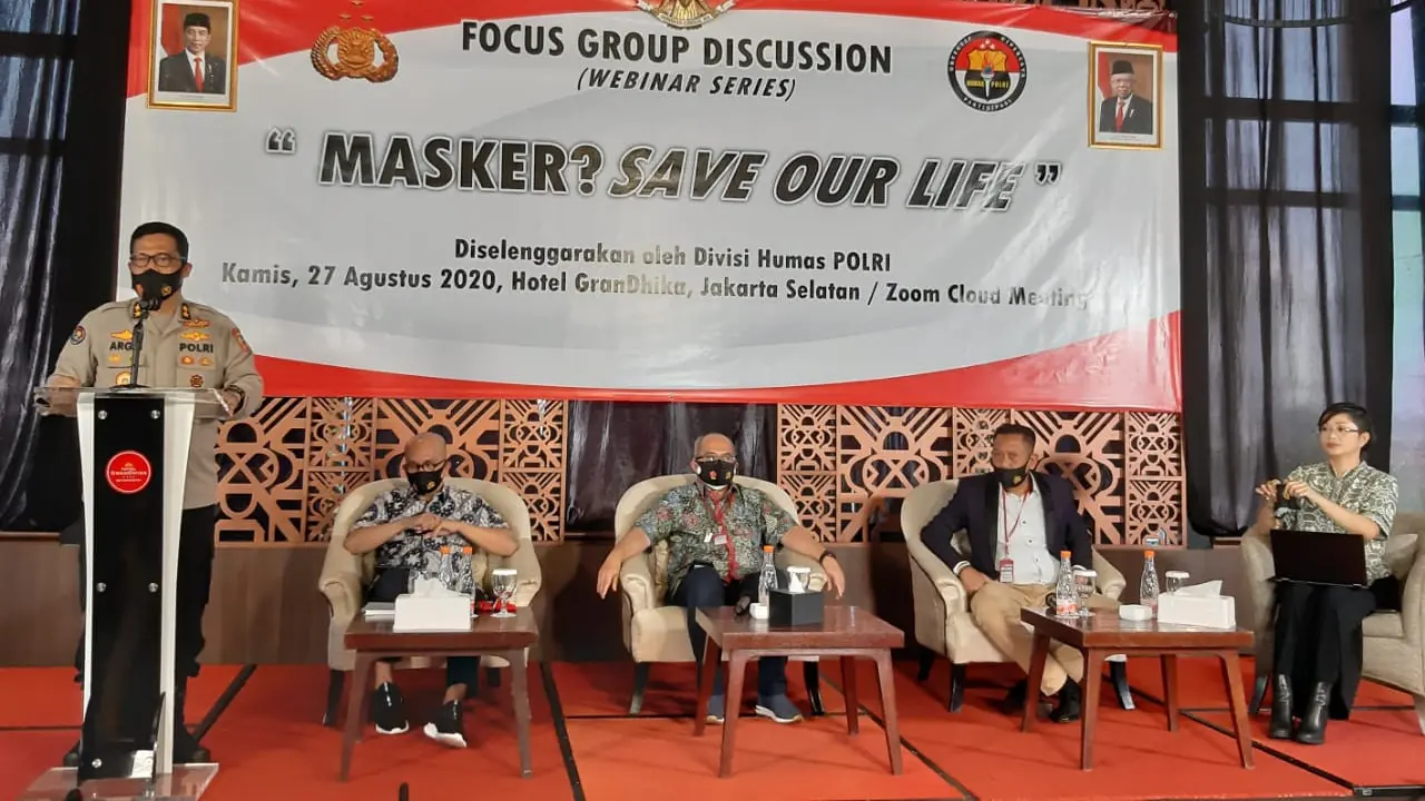 Webinar bertema 'Masker? Save Our Live'