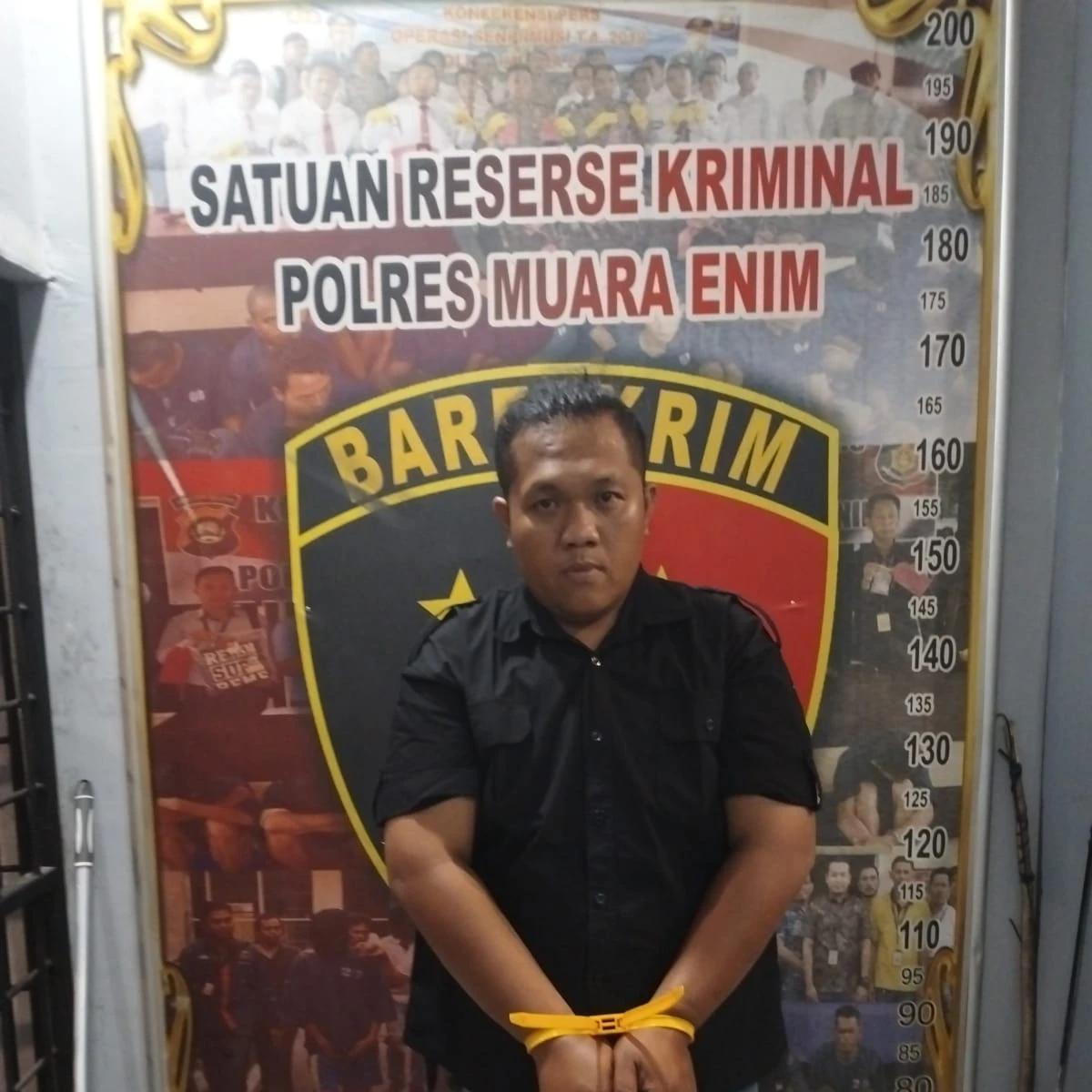 Sadis! Pria Ini Bunuh dan Bakar Mantan Pacar Gara-Gara Minta iPhone Terbaru