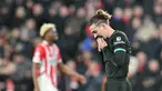 Rentetan kemenangan Liverpool di Liga Champions 2024/2025 akhirnya terhenti di markas PSV Eindhoven pada Matchday kedelapan Liga Champions di Phillips Stadium, Kamis (30/1/2025) dini hari WIB. (AFP/Nicolas Tucat)