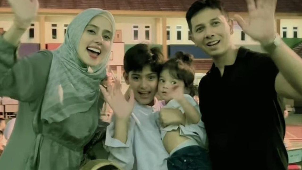 Postingan Fairuz langsung dibanjiri ucapan selamat untuk King Faaz, termasuk dari rekan seleb.