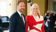 Kisah Ratu Baru Norwegia, 'Cinderella' dengan Beragam Kontroversi