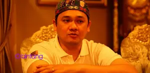 Menghadapi somasi bagi Farhat Abbas sudah menjadi hal biasa, ia siap menghadapi somasi yang kabarnya akan diajukan managemen Olga Syahputra