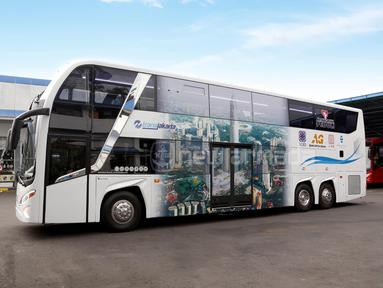 New Armada Highlander merupakan salah satu bus double decker mereka. Saat ini terdapat satu armada Trans Jakarta yang menggunakan model ini sebagai bus city tour. (Source: Twitter/@armadakaroseri)