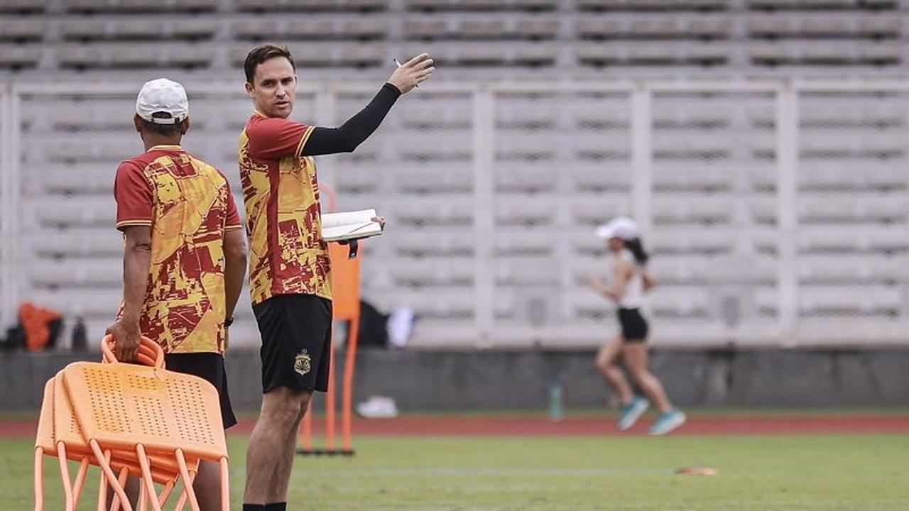 Paul Munster Bhayangkara Sulit Terima Kekalahan dari Persijap, Soroti Kesalahan Individual