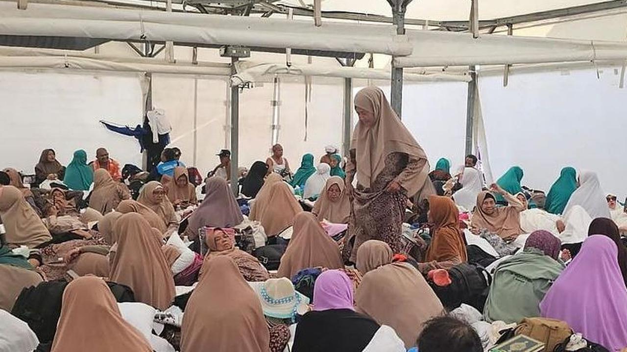 Potret tenda jemaah haji reguler yang dibagikan Cak Imin dalam postingan instragramnya.
