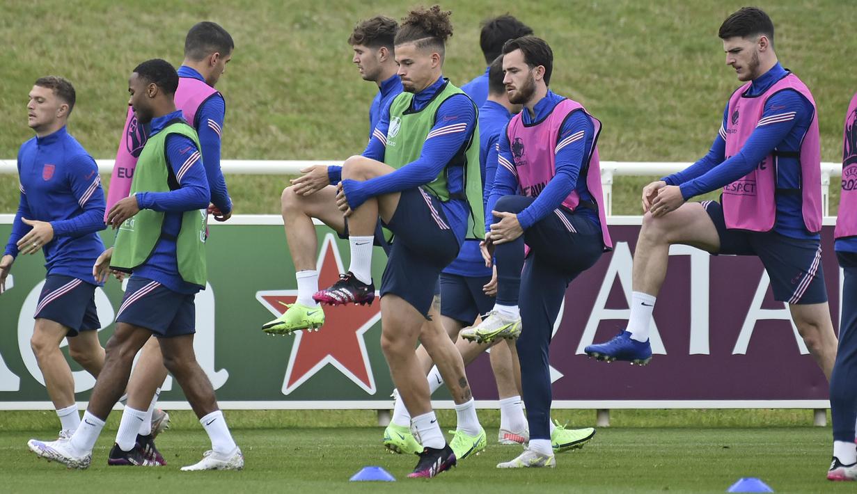 Meski kurang diunggulkan namun Ukraina juga mempunyai pemain-pemain kelas dunia seperti Roman Yaremchuk, Andriy Yarmolenko, dan Ruslan Malinovsky yang bisa menghukum Timnas Inggris jika tampil lengah dan meremehkan. (AP Photo/Rui Vieira)