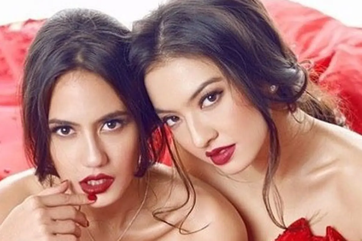 Raline Shah dan Pevita Pearce pakai lipstik merah (Instagram/ralineshah)