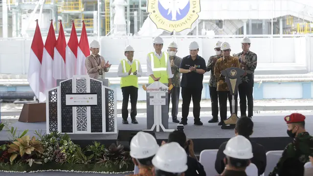 Presiden Jokowi meresmikan pabrik NPK Chemical Pupuk Iskandar Muda di dalam Kawasan Ekonomi Khusus (KEK) Arun Lhokseumawe, Aceh.