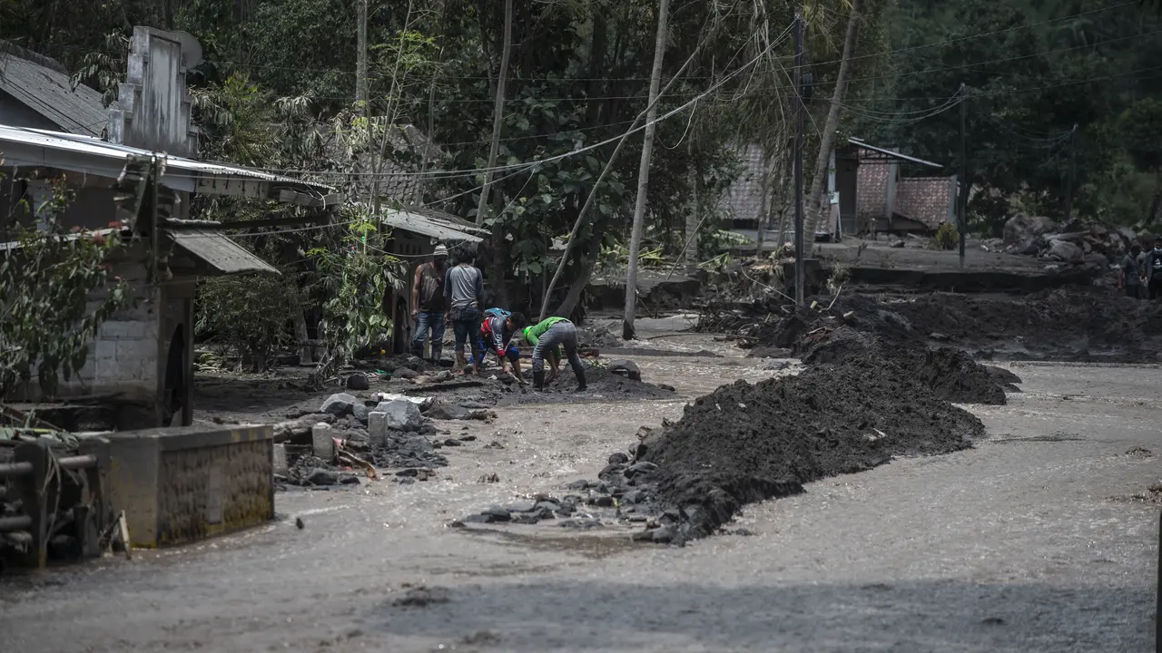 Dusun Kamar Kajang Tertimbun Material Gunung Semeru