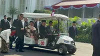 Tersenyum dan Lambaikan Tangan, Potret Jokowi, Ma'ruf dan JK Hadiri Peringatan HUT ke-80 RI di Istana