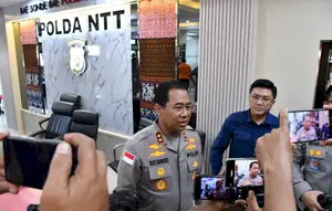 Anjing Pelacak Disebar Cari Korban Gempa NTT