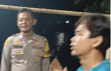 Momen Polisi Ditugasi Khusus Awasi Sadbor & Karyawannya Live Joget TikTok Malam-Malam dari Saweran Judi Online
