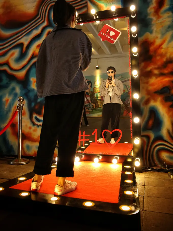 Peringati Hari Perempuan Internasional 2020, Converse Ajak Masyarakat Berfoto