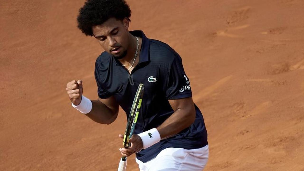 Arthur Fils Melaju ke Final Barcelona Open, Singkirkan Rafael Jodar dan Tantang Andrey Rublev