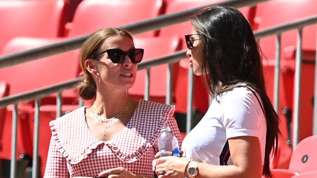 Pesona Annie Kilner, Kekasih Bek Inggris di Euro 2020