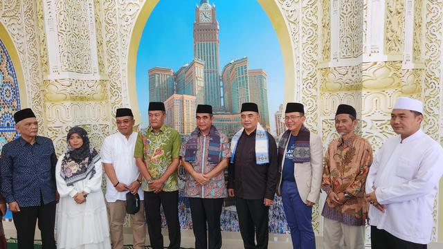 Wakil Ketua MPR RI, Ahmad Muzani, menghadiri peringatan Maulid Nabi Muhammad sekaligus peresmian Masjid SMA N 6 Tambun, Kabupaten Bekasi, Jawa Barat, Sabtu (29/10/2022) (Istimewa)