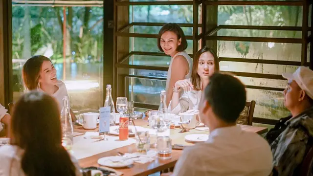 7 Momen Makan Malam Para Pemain Sinetron Suci Dalam Cinta