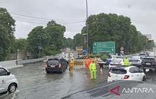 Banjir, Lalu Lintas Tol Dari dan Menuju Bandara Soekarno-Hatta Macet