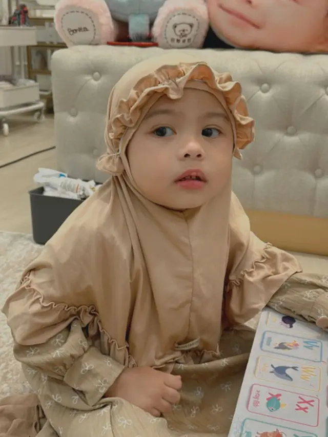 Gaya Ameena Pakai Hijab di Berbagai Acara