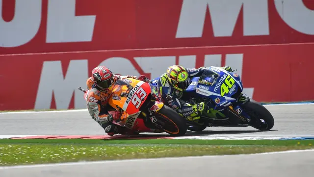 Valentino Rossi dan Marc Marquez