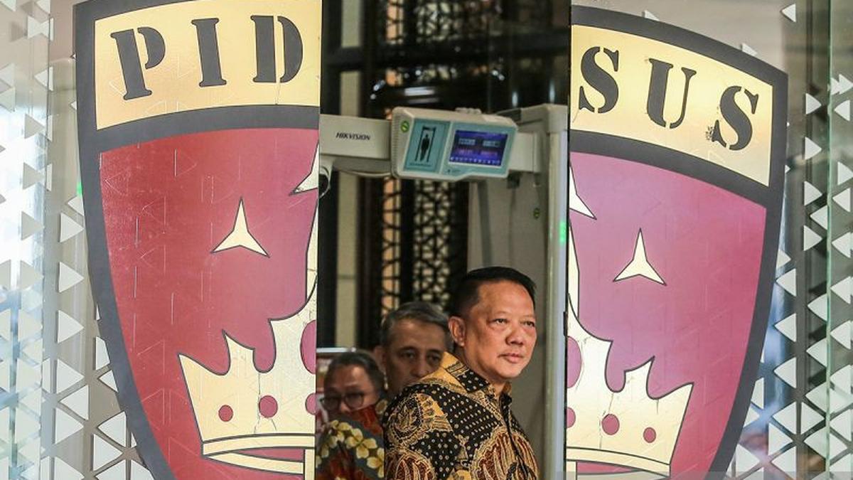 Mantan Jampidsus Febrie Adriansyah Resmi Tersangka Korupsi