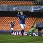 Pemain Atalanta Josip Ilicic merayakan gol ke gawang Valencia di Liga Champions (AP)