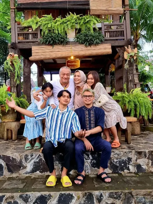 [Instagram/myrnayuanita]