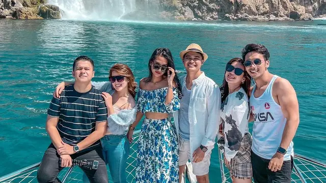 6 Potret Honeymoon Kedua Handika Pratama dan Rosiana Dewi di Turki, Romantis