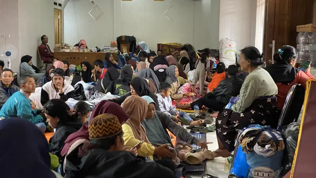 Korban longsor di Cisarua Bandung Barat. (Liputan6.com/Dikdik Ripaldi)
