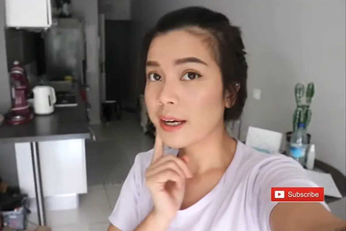 Menetap di Prancis, Ini 6 Potret Rumah Sinta 'Keong Racun' dan Suami