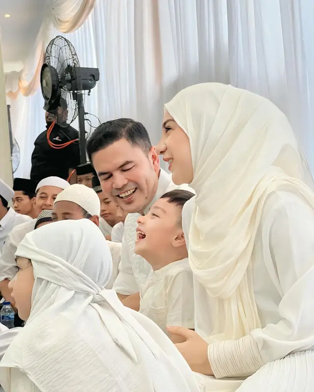 6 Potret kedekatan Haldy Sabri dengan Air Rumi, putra sulung Irish Bella ini bak ayah dan anak kandung